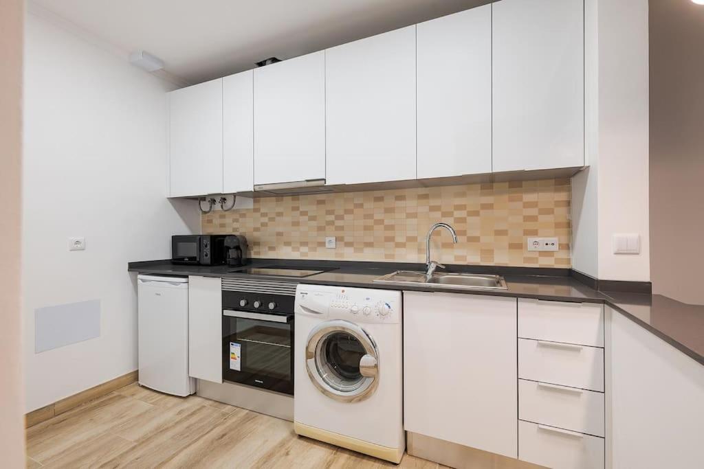 Central Gem II - Lisbon Trendy Santos District Екстериор снимка